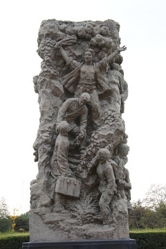 抗日战争场景雕塑