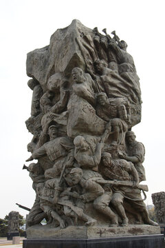 抗日战争场景雕塑