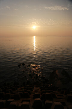 夕阳下的海滩