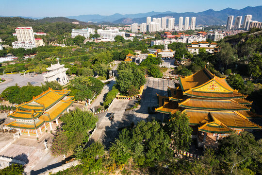 厦门航拍梅山寺建筑景观