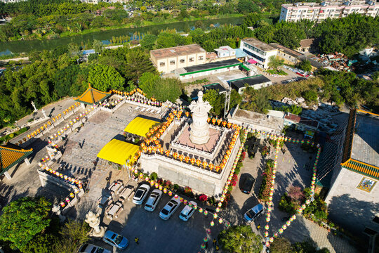 厦门航拍梅山寺建筑景观