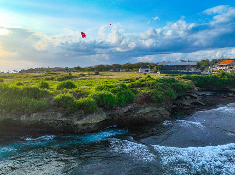 日落下的巴厘岛海岛风光