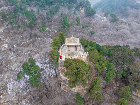 济南佛峪胜境听瀑亭3