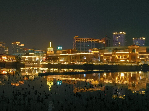 北京蓝色港湾夜景