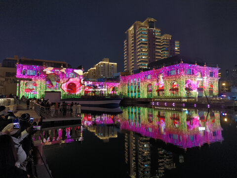 亮马河国际风情水岸夜景灯光秀