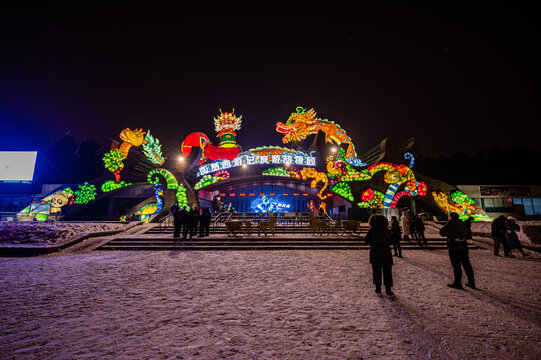 长春动植物园西游记主题乐园夜景