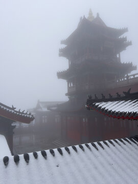 老君山雾雪景