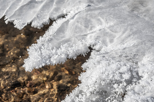 库伦淖尔冬季雪景自然风光