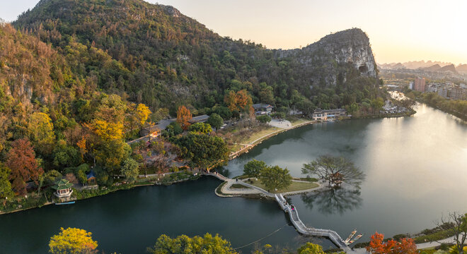 桂林市穿山公园傍晚