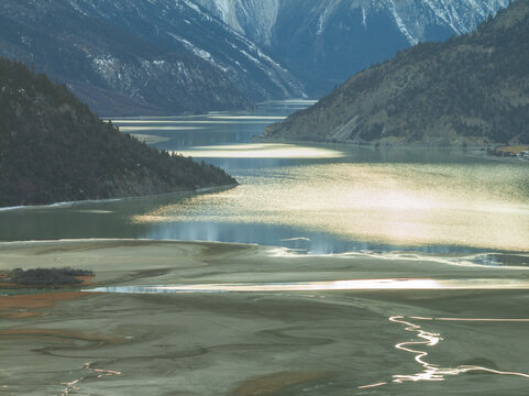 西藏八宿然乌湖