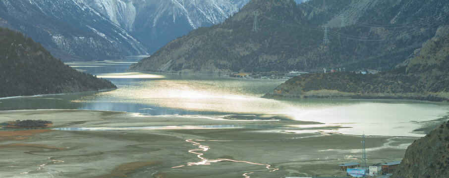西藏八宿然乌湖