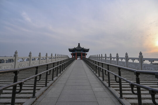 中国开封包公湖开封府建筑风景