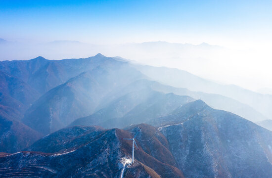 航拍中条山冬季风光