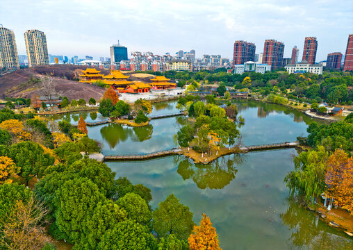 鹰潭月湖岩公园