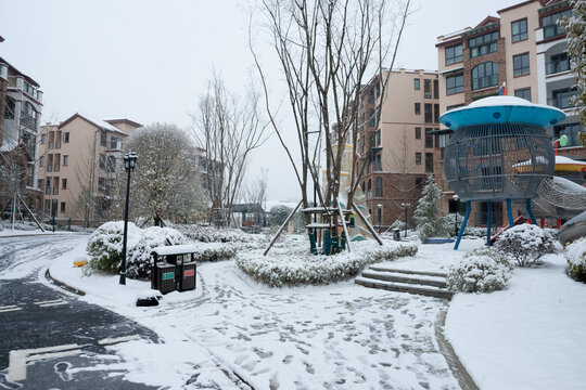 重庆巫山摩天岭雪景寒冷冬季