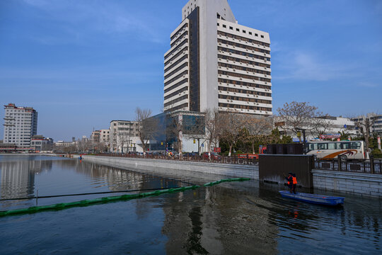 中国开封包公湖开封府建筑风景