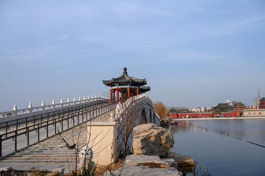 中国开封包公湖开封府建筑风景