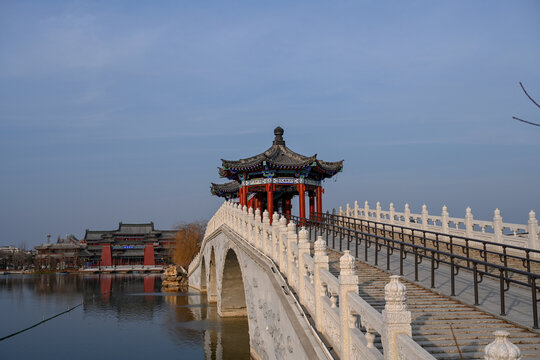 中国开封包公湖开封府建筑风景