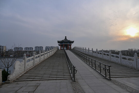 中国开封包公湖开封府建筑风景