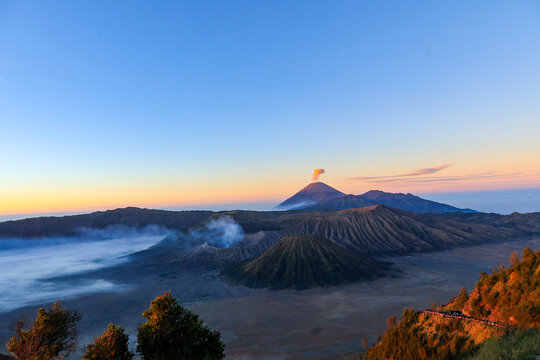 印尼孤独星球布罗莫火山