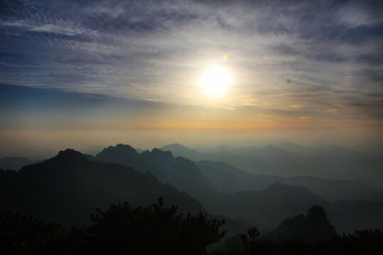 黄山夕阳