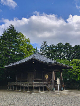 日本成田山新胜寺内的神社