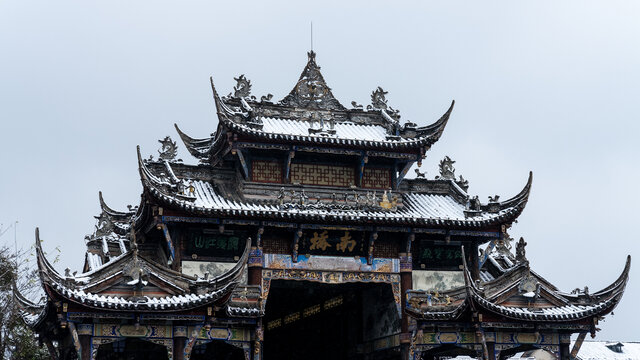 都江堰南桥雪景