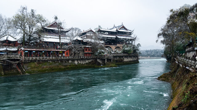 都江堰宝瓶口雪景