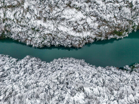 贵州黔东南大峡谷冬季雪景风光