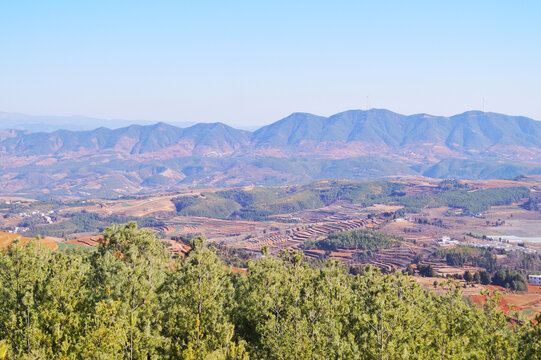 远方大山