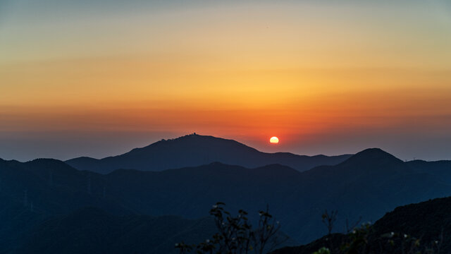 九峰山