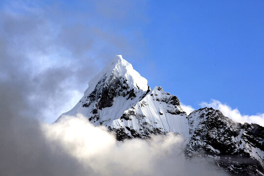 梅里雪山