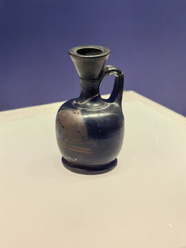叙利亚文物彩陶瓶