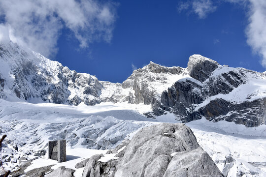 玉龙雪山