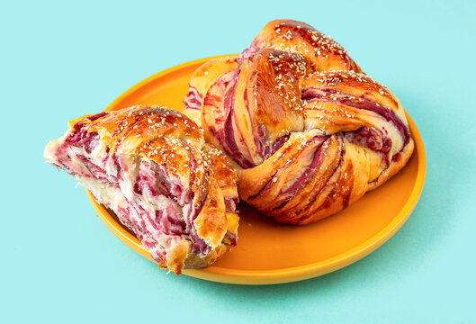 紫薯扭扭辫子面包