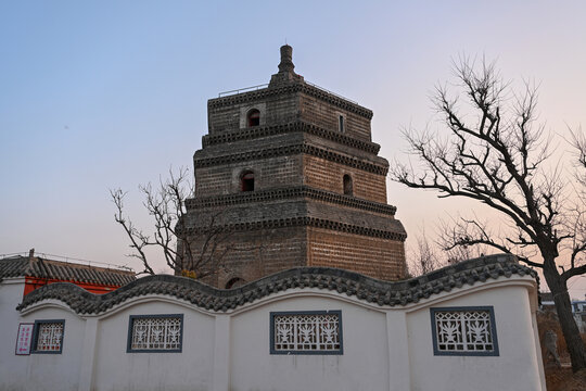 中国开封繁塔景区建筑风光