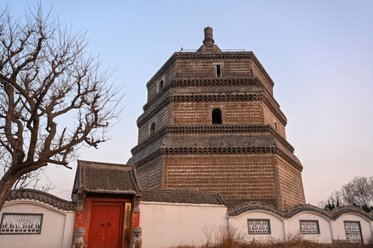 中国开封繁塔景区建筑风光