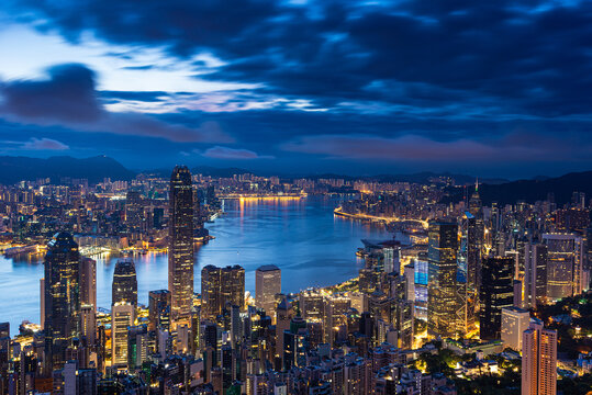 香港国际大都市建筑繁荣夜景