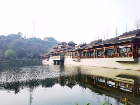 湖泊风雨廊桥水坝建筑