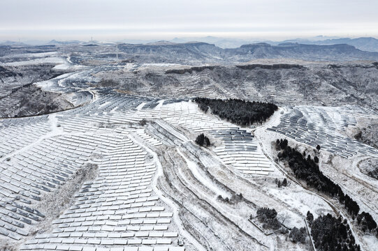 光伏雪景