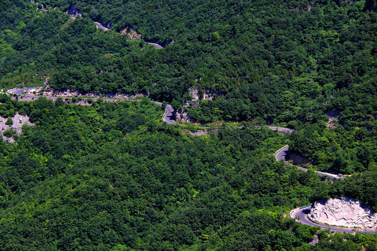 云台山盘山公路