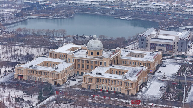 山亭市民中心雪景