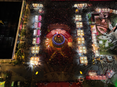 二四年陈村迎春花市夜色