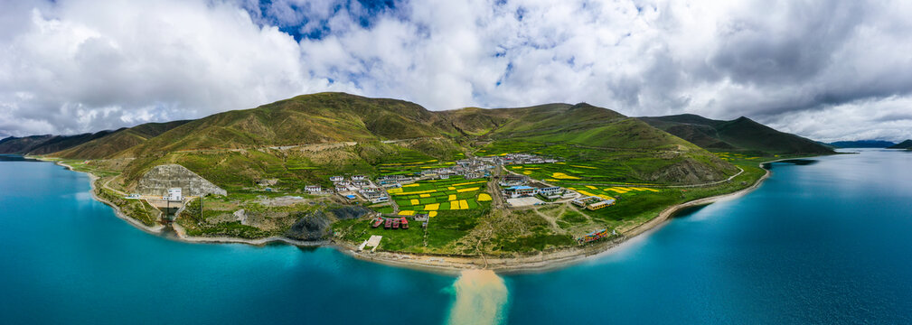 西藏羊湖扎玛龙村