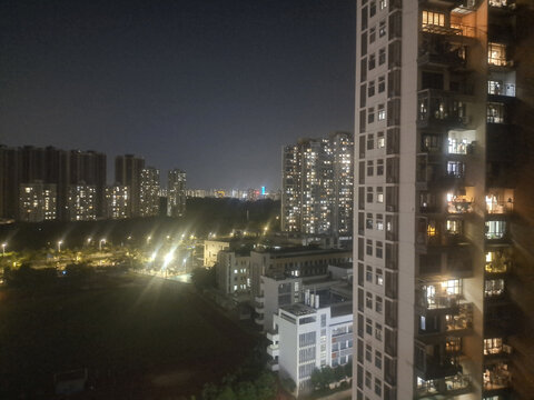 城市高楼建筑夜景