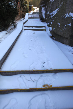 银河公园雪景