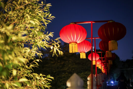 广州海珠湖公园红色灯笼装饰