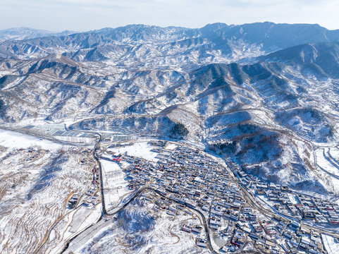 济南章丘山区雪景