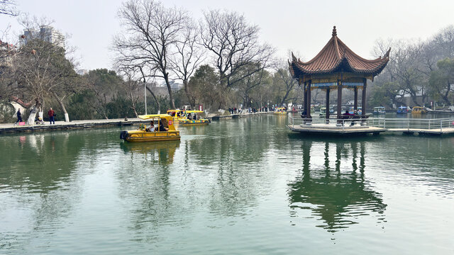文明湖