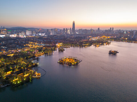 济南大明湖夜景